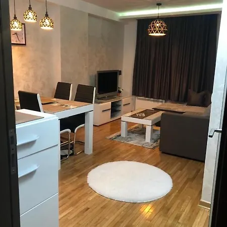 Apartment Kraljevi Cardaci Sadikovic Sa Garazom Kopaonik