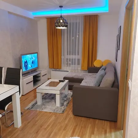 Apartment Kraljevi Cardaci Sadikovic Sa Garazom