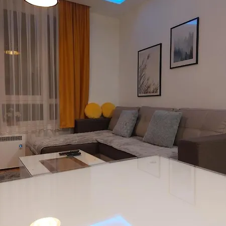 Apartment Kraljevi Cardaci Sadikovic Sa Garazom Kopaonik
